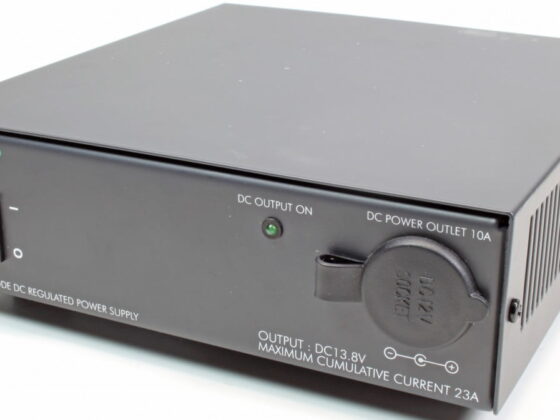 <b>MAAS® SPA-8230</b><br> 13,8V / 23Amp