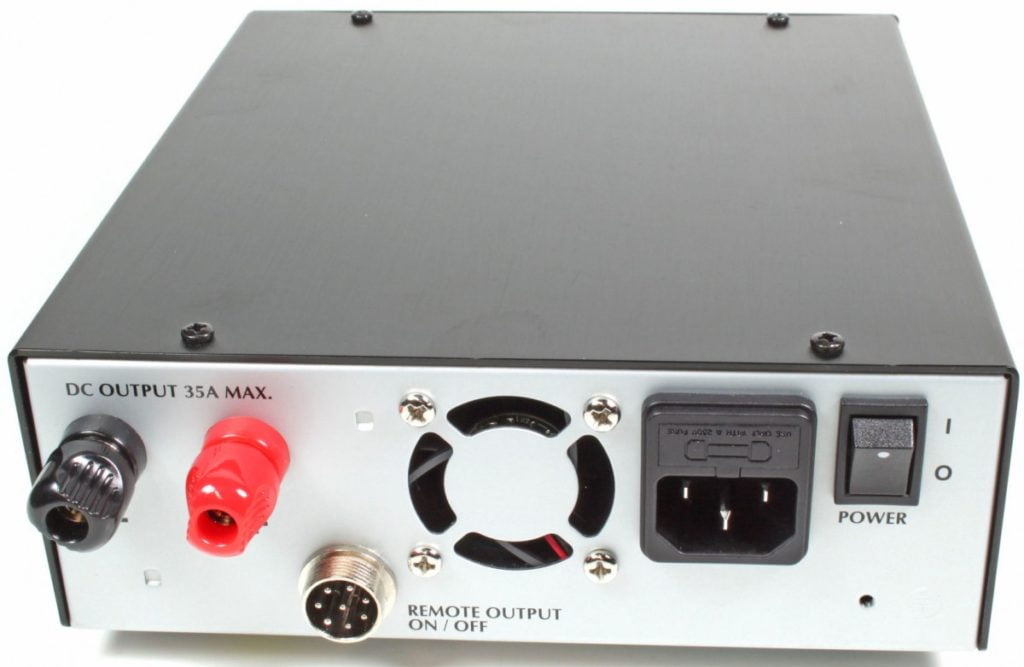 Voeding 13.8V SPA-8350 Back www.BCIHaarlem.nl