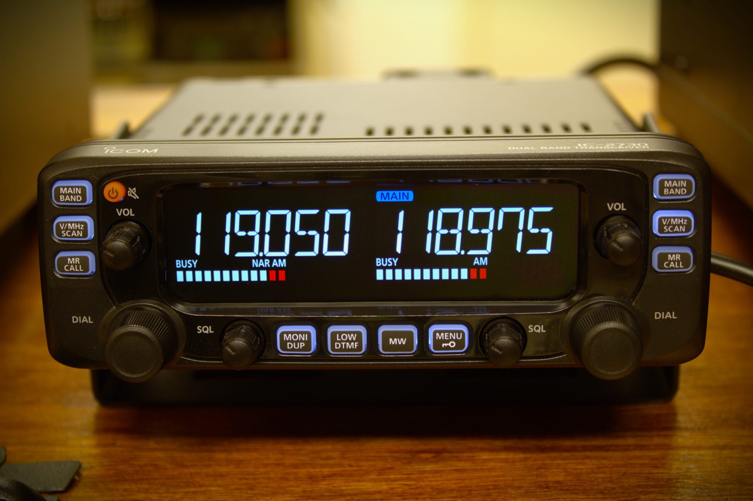 ICOM IC-2730E-BLACK 144 & 430 MHZ Dualband FM Transceiver NIEUW
